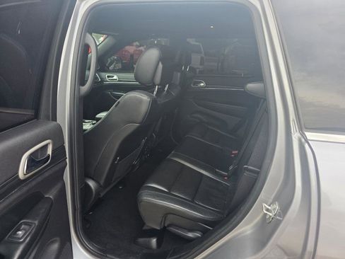 Used 2020 Jeep Grand Cherokee Limited image 7