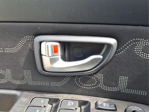 Used 2012 Kia Soul + FWD image 16