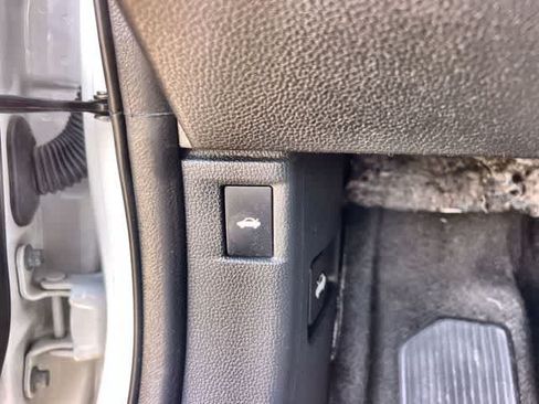 Used 2023 Honda Accord EX image 29