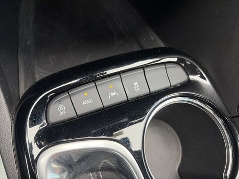 Used 2022 Buick Encore GX Essence w/ Experience Buick Package image 19