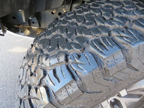 Used 2017 Ford F150 Raptor w/ Equipment Group 802A Luxury image 47