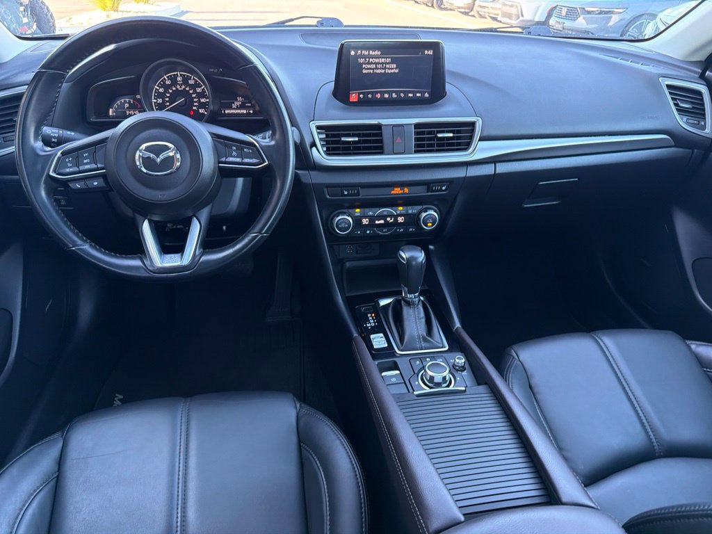 Used 2018 MAZDA MAZDA3 Touring FWD image 18