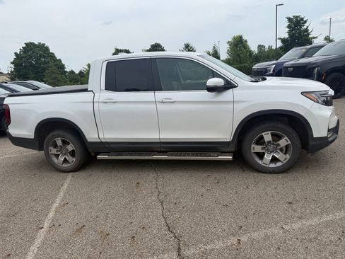 Used 2025 Honda Ridgeline RTL image 4