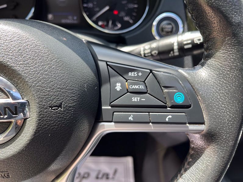 Used 2019 Nissan Rogue SL w/ Premium Package AWD/4WD image 16
