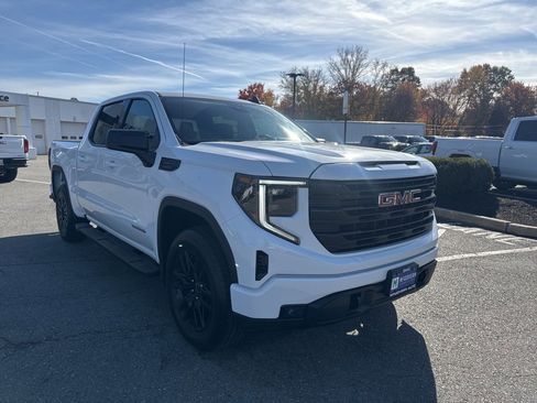 New 2026 GMC Sierra 1500 Elevation image 8