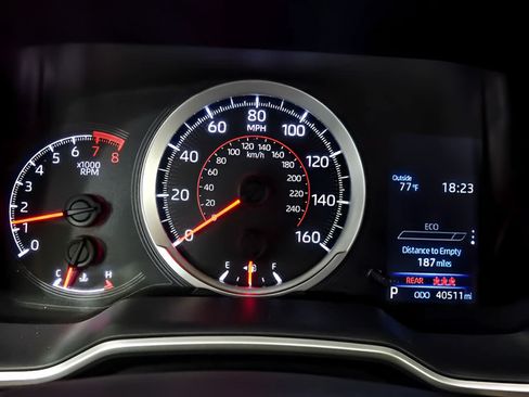 Used 2022 Toyota Corolla SE FWD image 15