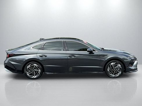 Used 2024 Hyundai Sonata SEL w/ Convenience Package FWD image 10