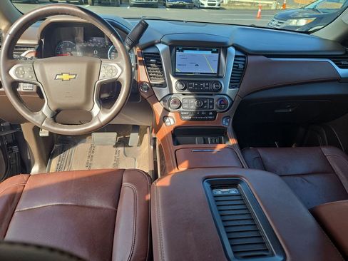 Used 2018 Chevrolet Tahoe Premier w/ RST 6.2L Performance Edition AWD/4WD image 12