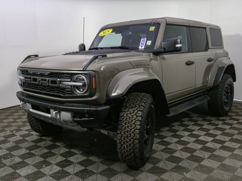 Used 2025 Ford Bronco Raptor AWD/4WD image 5