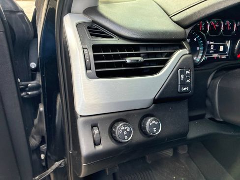 Used 2019 GMC Yukon XL SLT AWD/4WD image 23