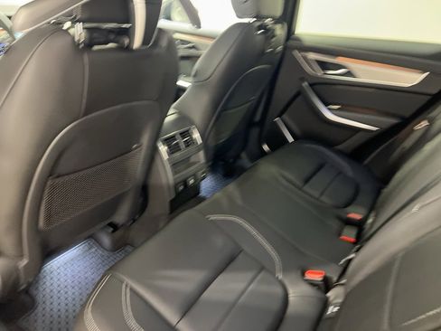 New 2025 Jaguar F-PACE R-Dynamic S image 21