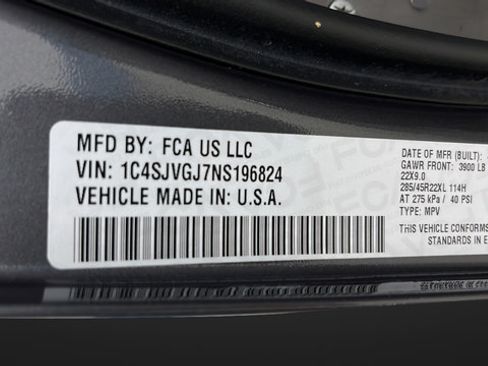 Used 2022 Jeep Grand Wagoneer Series III w/ Rear Seat Video Group 1 AWD/4WD image 45