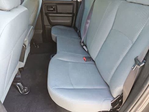 Used 2018 RAM 1500 Express image 19