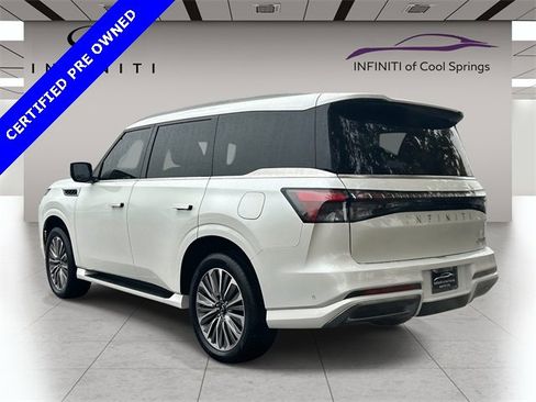 Used 2025 INFINITI QX80 Sensory image 5