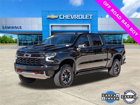 Used 2025 Chevrolet Silverado 1500 ZR2 w/ Technology Package image 2