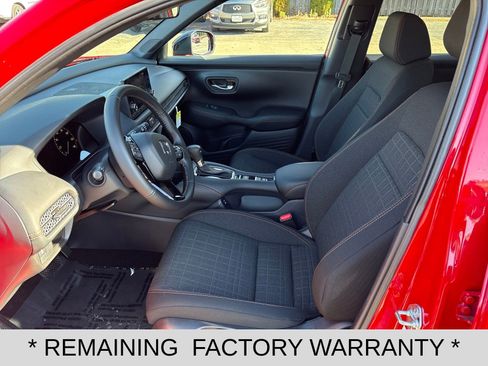 Used 2025 Honda HR-V Sport image 9
