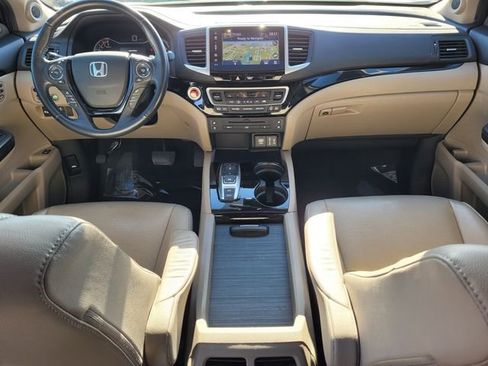 Used 2017 Honda Pilot Elite image 13