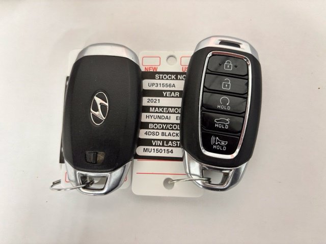 Used 2021 Hyundai Elantra SEL FWD image 29