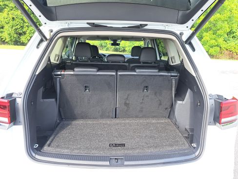 Certified 2024 Volkswagen Atlas SEL AWD/4WD image 13