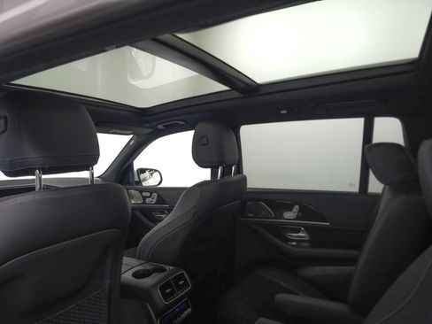 Certified 2026 Mercedes-Benz GLS 450 4MATIC image 24
