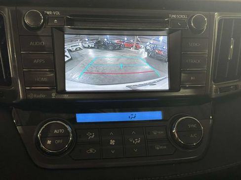 Used 2015 Toyota RAV4 XLE w/ Outdoor Package AWD/4WD image 33