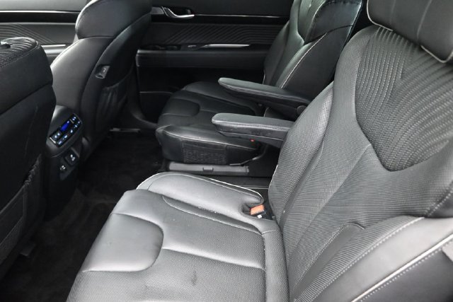 Used 2025 Hyundai Palisade Calligraphy AWD/4WD image 16