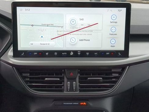 Used 2024 Ford Escape SE image 16