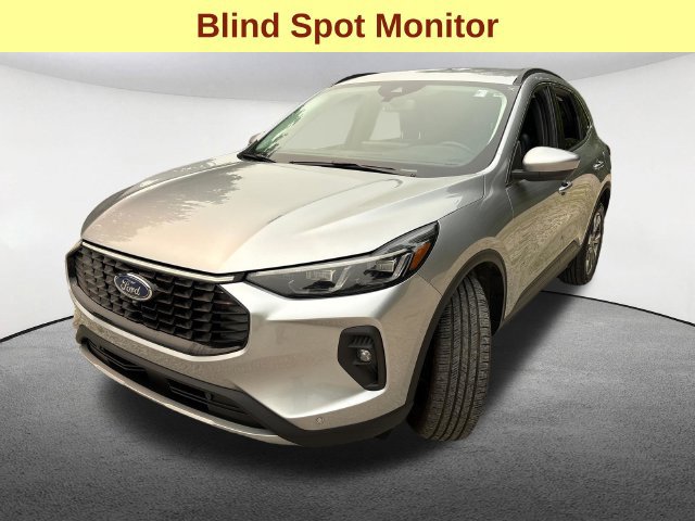 Certified 2024 Ford Escape Platinum AWD/4WD image 6
