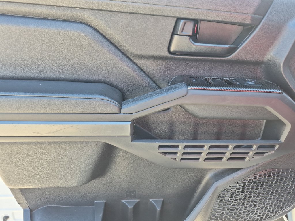 Used 2024 Toyota Tacoma SR5 RWD image 11