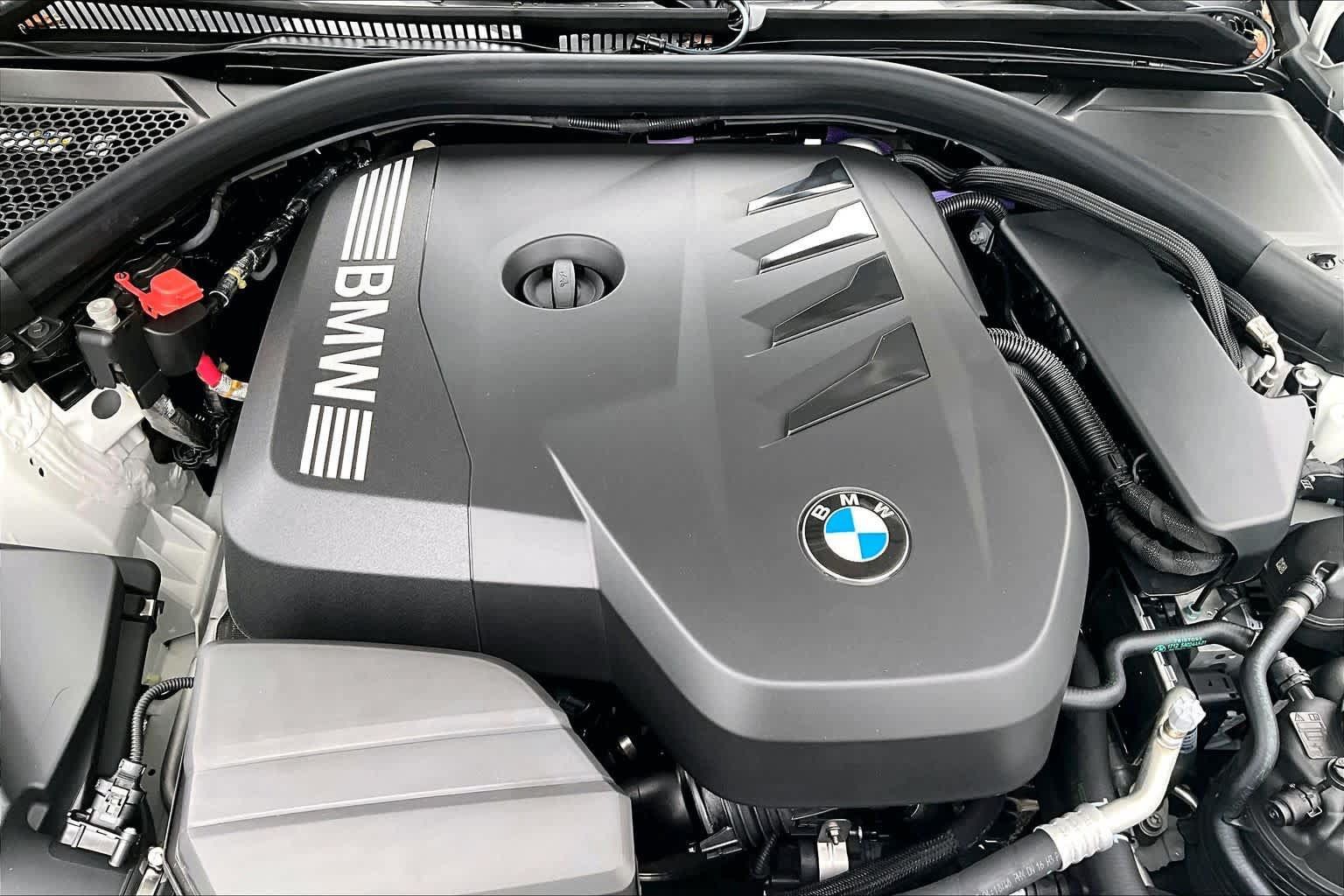 Used 2026 BMW 330i xDrive Sedan w/ Convenience Package AWD/4WD image 17