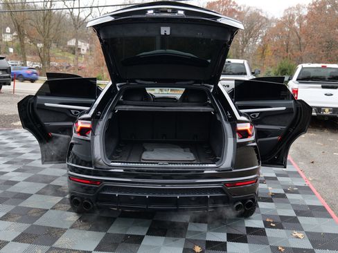 Used 2021 Lamborghini Urus image 59