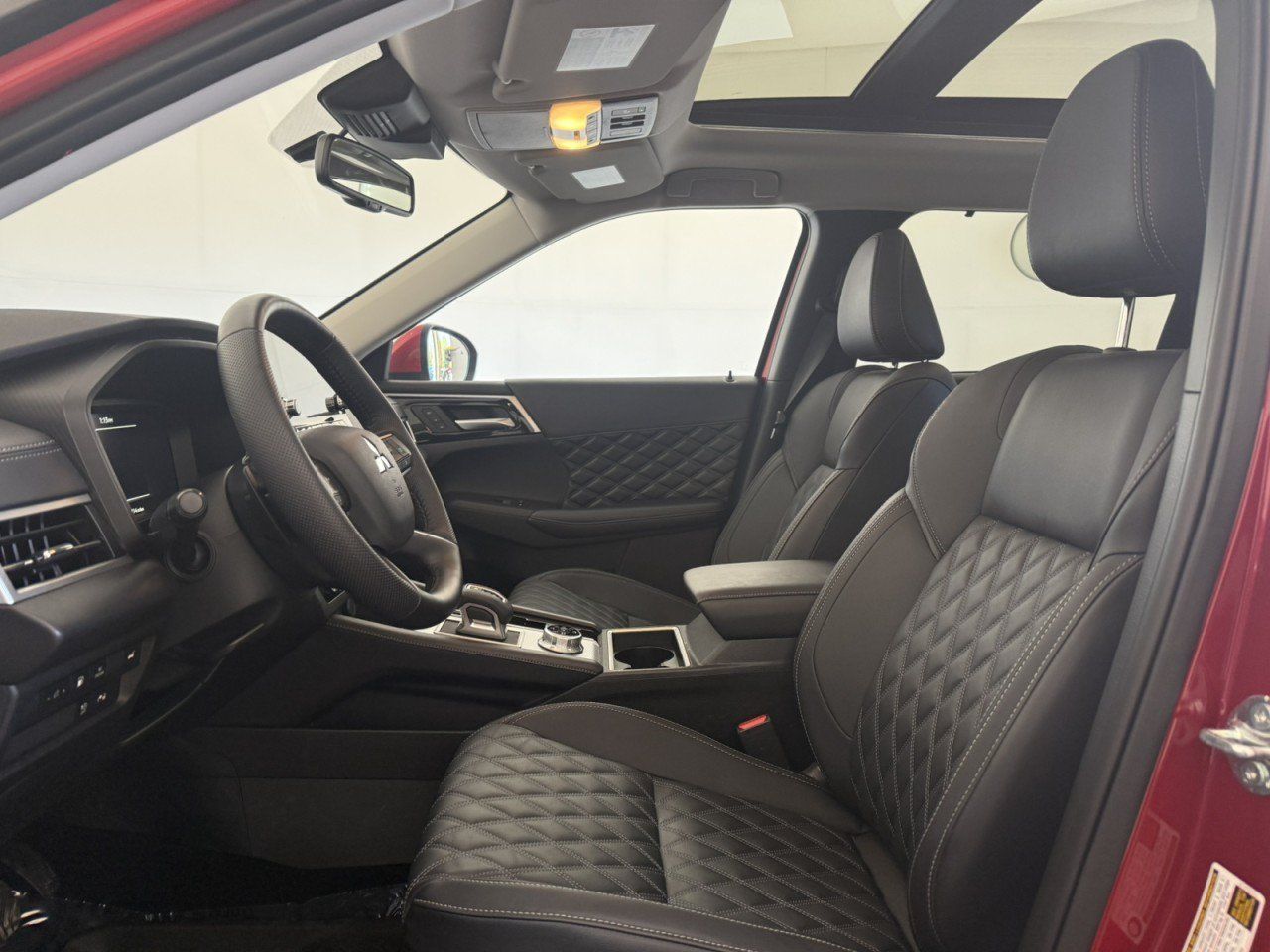 Used 2025 Mitsubishi Outlander SEL AWD/4WD image 17