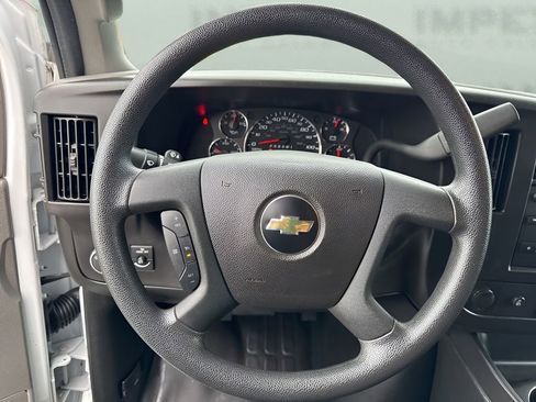 Used 2024 Chevrolet Express 2500 w/ Driver Convenience Package image 10