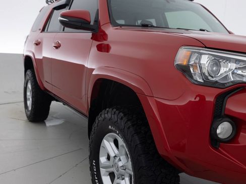 Used 2016 Toyota 4Runner SR5 Premium AWD/4WD image 10