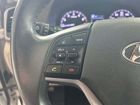 Used 2017 Hyundai Tucson Limited image 18