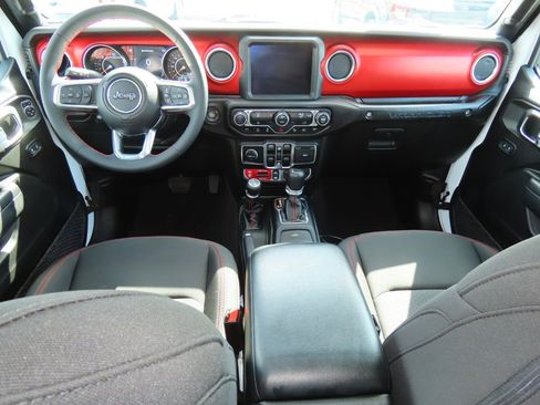 Used 2023 Jeep Wrangler Rubicon w/ Steel Bumper Group image 23