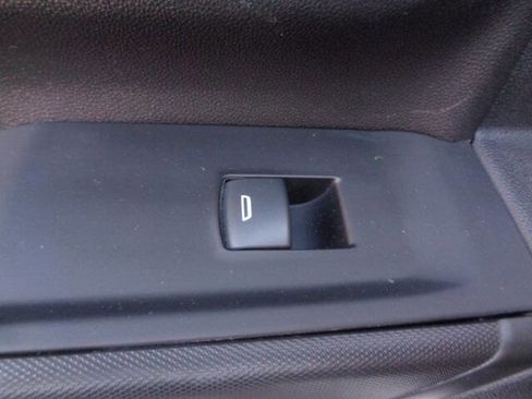 Used 2022 Chevrolet Silverado 2500 LT image 31