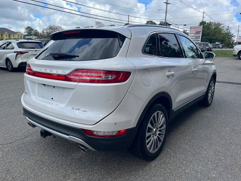 Used 2017 Lincoln MKC Reserve AWD/4WD image 3