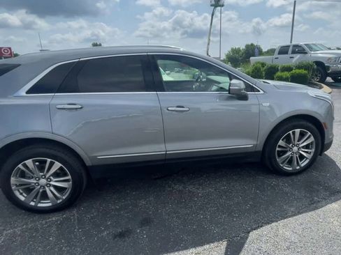 Used 2024 Cadillac XT5 Premium Luxury AWD/4WD image 2