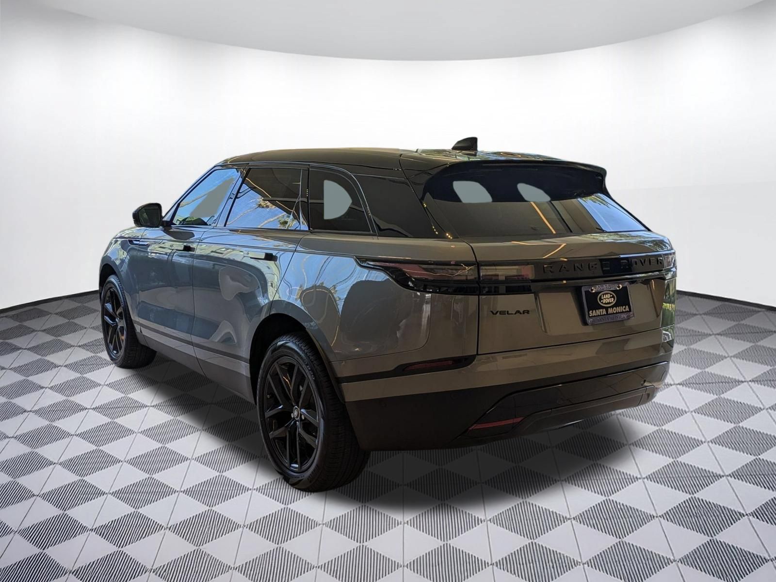 New 2026 Land Rover Range Rover Velar S AWD/4WD image 7