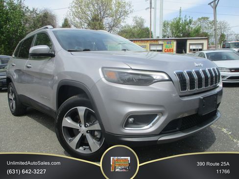 Used 2019 Jeep Cherokee Limited AWD/4WD image 1