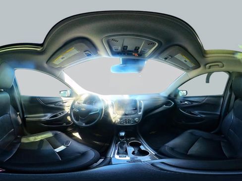 Used 2021 Chevrolet Malibu Premier FWD image 34