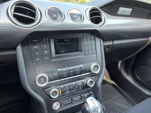 Used 2019 Ford Mustang GT w/ GT Performance Package RWD image 29