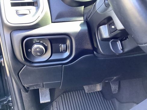 Used 2021 RAM 2500 Big Horn w/ Safety Group image 15