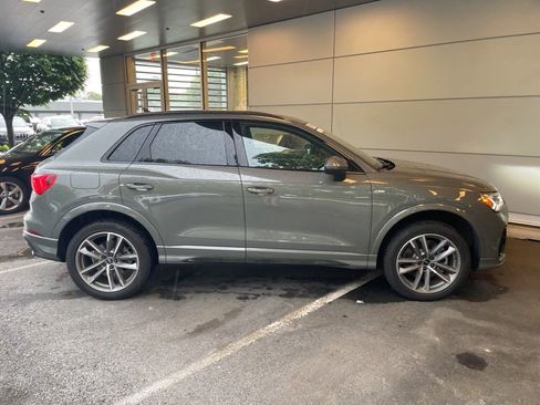 Used 2025 Audi Q3 2.0T Premium w/ Convenience Package AWD/4WD image 6