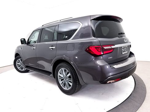 Used 2024 INFINITI QX80 Luxe AWD/4WD image 2