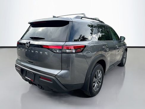 New 2025 Nissan Pathfinder SV w/ SV Premium Package image 8