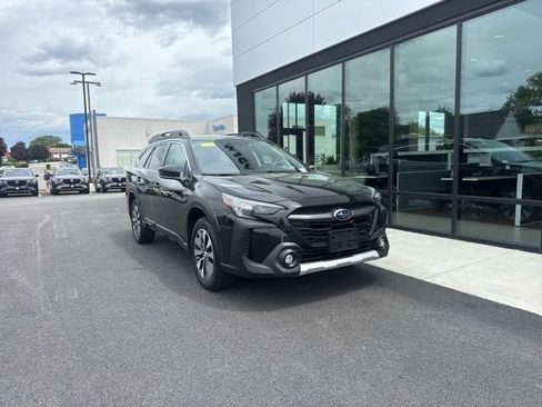 Used 2024 Subaru Outback Limited AWD/4WD image 1