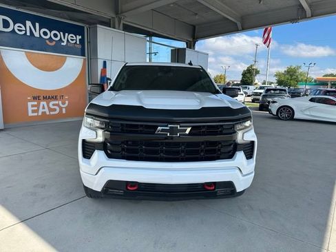 Used 2023 Chevrolet Silverado 1500 RST w/ Redline Edition AWD/4WD image 4
