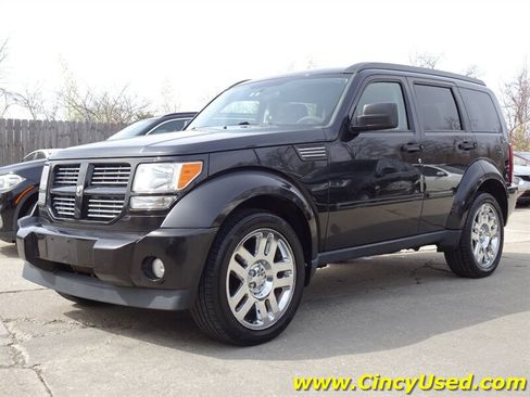 Used 2010 Dodge Nitro Heat AWD/4WD image 3